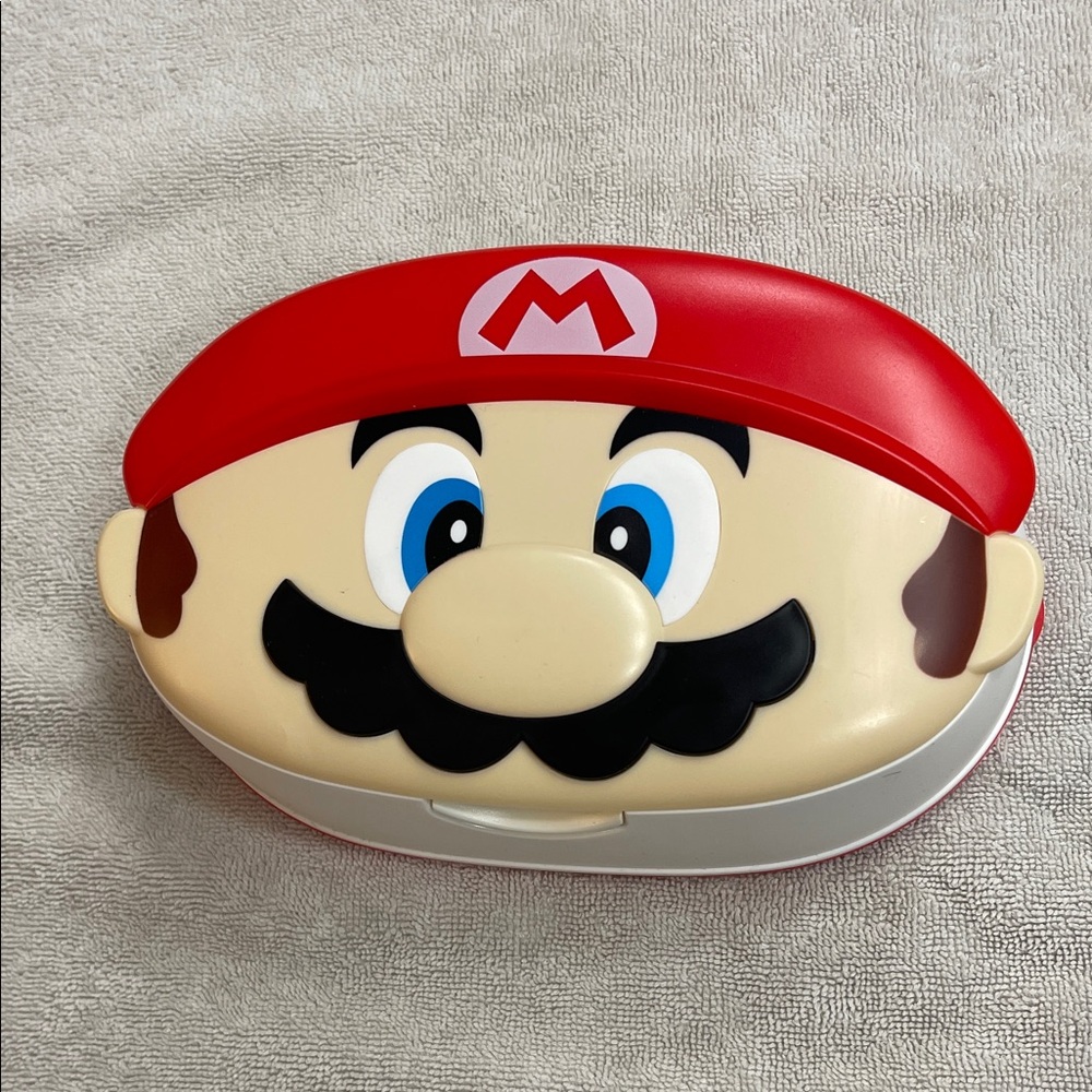 Nintendo - SUPER MARIO - Japanese tissue Container - RARE